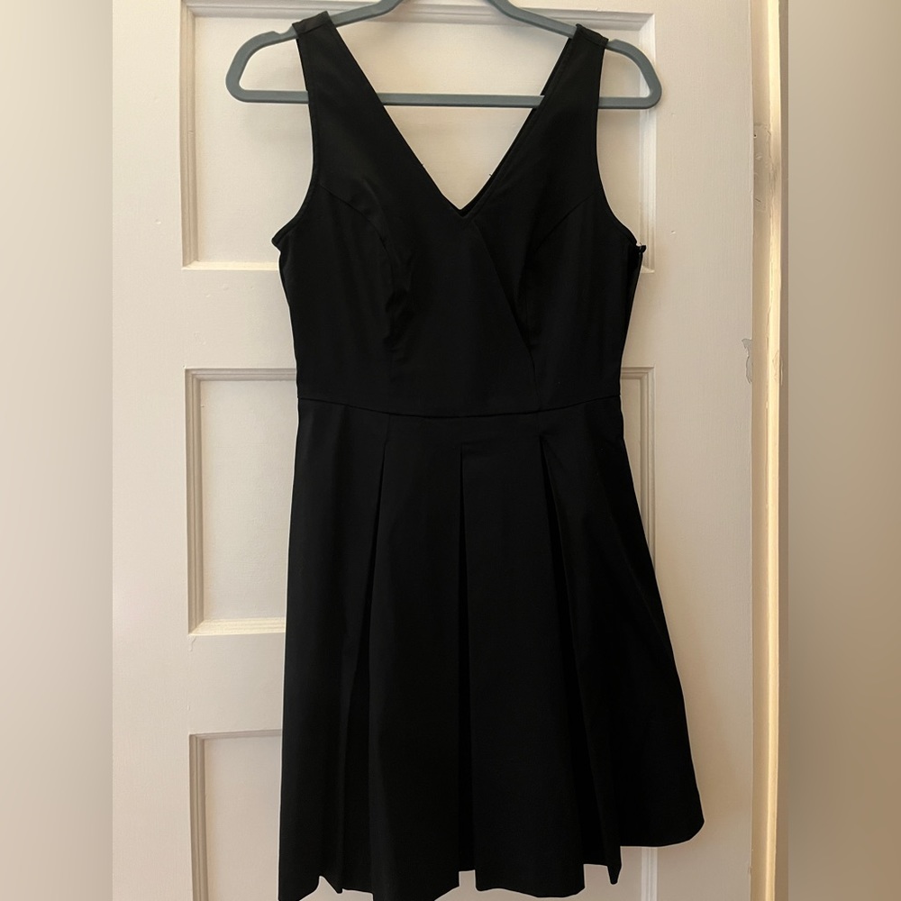 Banana Republic v-neck sleeveless black dress with pleated skirt